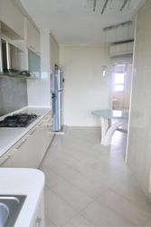 Blk 230 Bukit Batok East Avenue 3 (Bukit Batok), HDB 3 Rooms #180566582